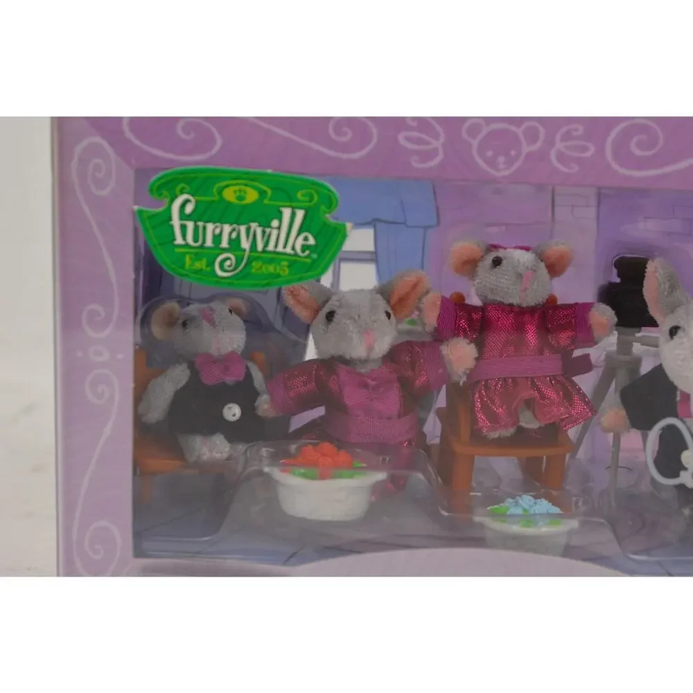 Mattel Furryville The Micebergs Family Portrait Mouse Family Figure Set